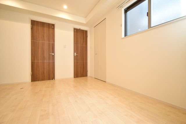 レジデンス西宮呉羽の居間・リビング