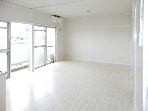 【居間・リビング】 | ビレッジハウス三橋2号棟 | ビレッジハウスの同一物件・同一タイプの間取りの写真です