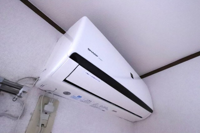 エアコン1基☆彡（リフォーム前のお写真です。）