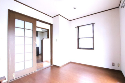 1F　5.7j帖居室☆彡（リフォーム前のお写真です。）