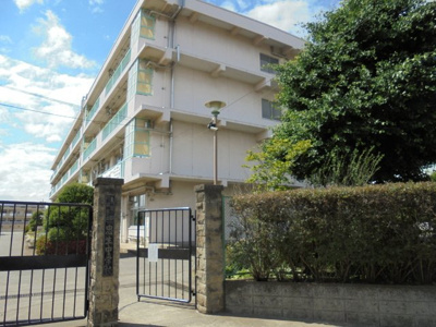 町田市立忠生中学校まで900m