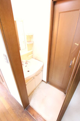 洗面所☆彡（リフォーム前のお写真です。）