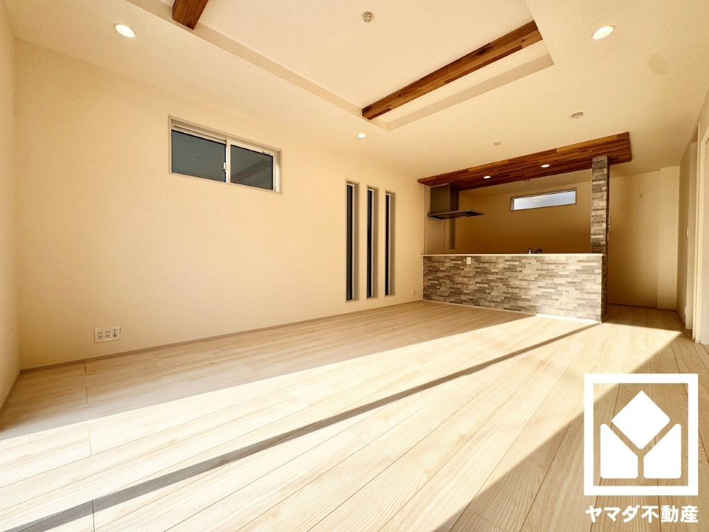 栗東市大橋４丁目　1期　2号棟の居間・リビング