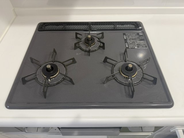 アイディーコート錦のキッチン|キッチン/３口コンロのガスキッチンです