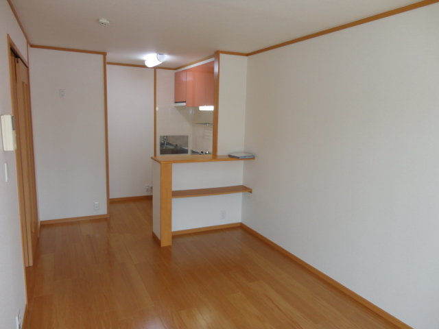 ブリーゼ・Ｆの居間・リビング