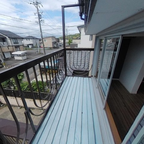 若福町4番6号貸家のバルコニー