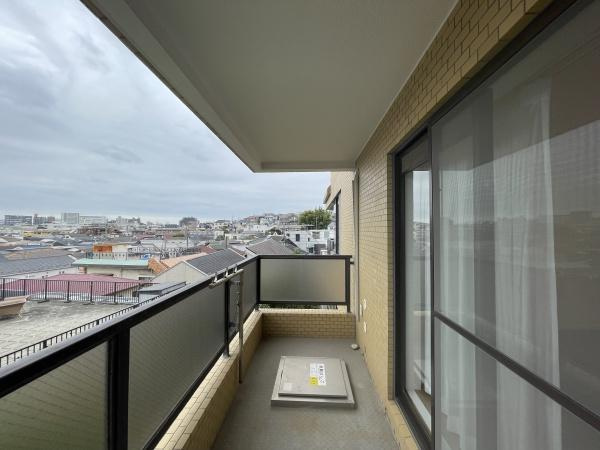 【バルコニー】 | マンション雪谷テラス | 日当たりのよいバルコニー