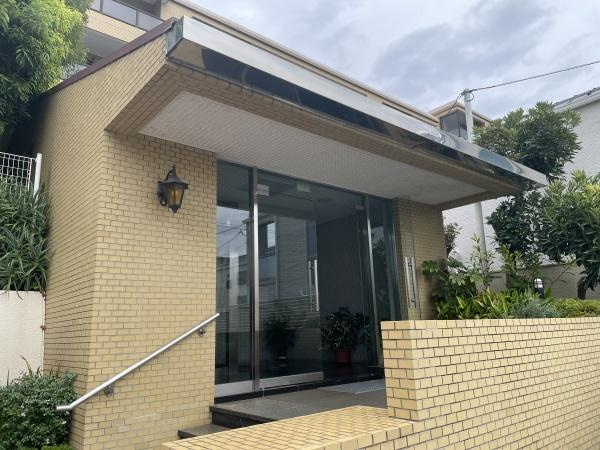 マンション雪谷テラスのエントランス|管理が行き届いて、きれいなエントランスです