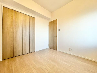 【洋室】 | グラン・ドムール北野田 | 趣味のお部屋にするのもありですね♪