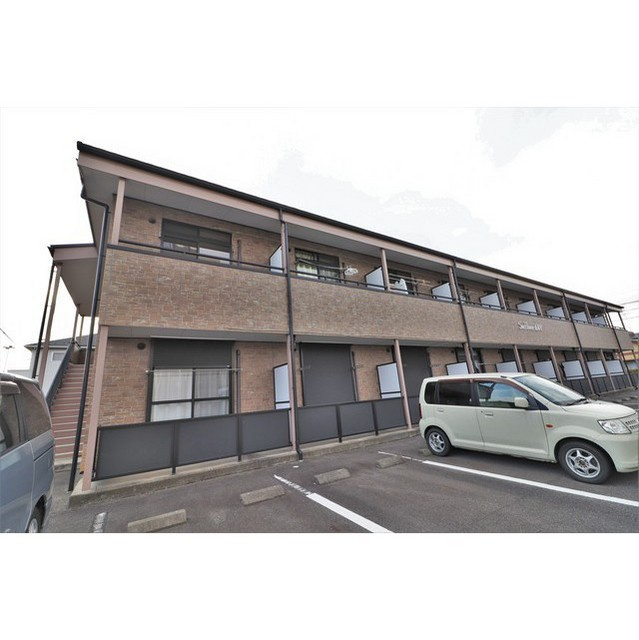 羽島市正木町曲利のアパート