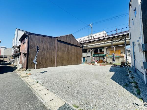 【前面道路含む現地写真】