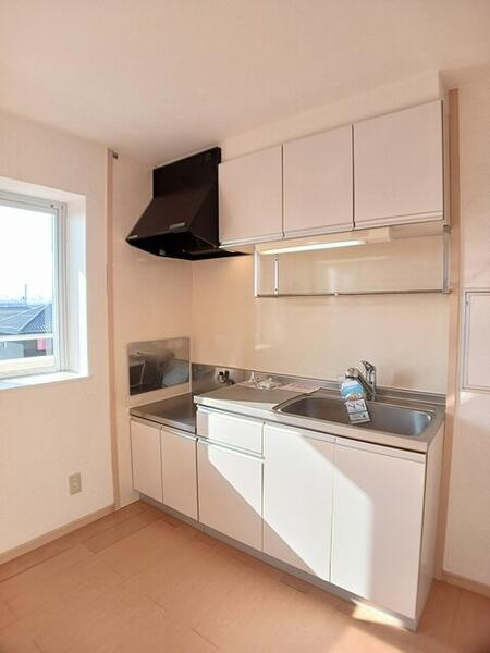 ドミール板倉の洋室