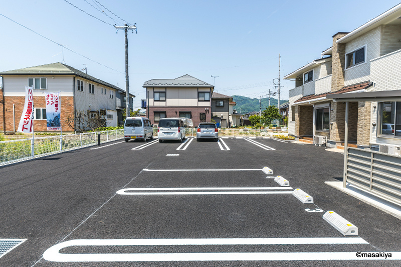 メリディアンベル稲葉の駐車場|駐車場