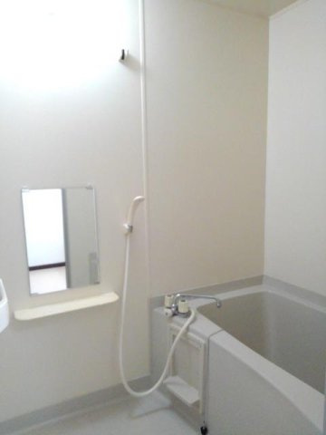 フローラヴィレッヂⅠの浴室|お風呂です