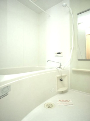 【浴室】 | スッドスピアッツォバイアＡ | ゆったり過ごせるお風呂です♪