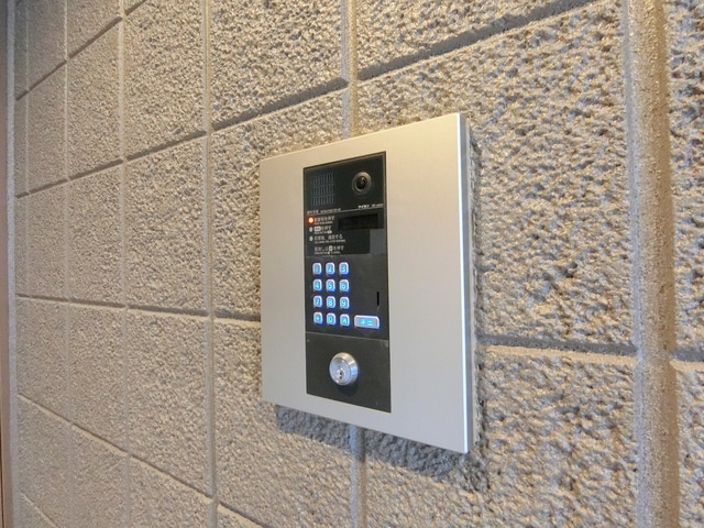 ヴィオリラⅠのエントランス|★オートロック対応★