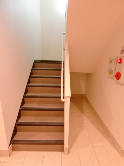 ヴィオリラⅠのその他共用部分|★共用階段★