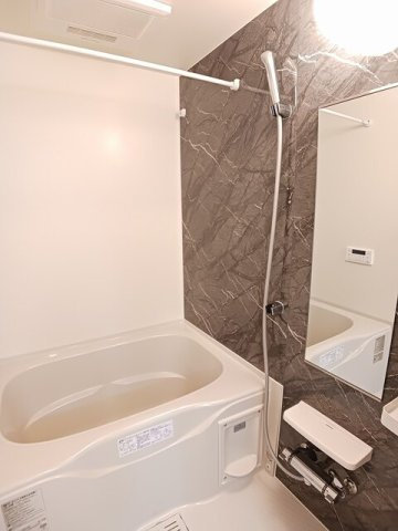 アルバータの浴室