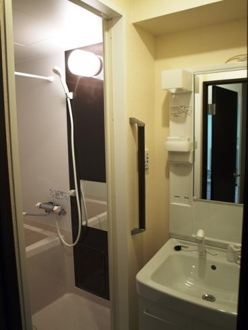 レオネクスト松橋の内装|お風呂には浴室乾燥機付き