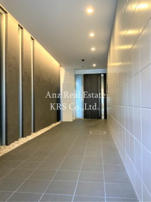 【ロビー】 | クレオキタホリエ | 高級感のあるアプローチ部分です♪