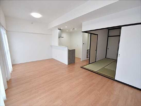 【居間・リビング】