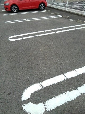 ボンヌ・シャンスの駐車場|カースペースがあります