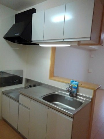 ボンヌ・シャンスのキッチン|コンパクトなキッチンで掃除もラクラク