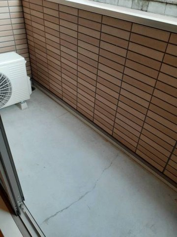 マーヴェラスＡのバルコニー|バルコニーからの眺めを楽しみながら食事をしませんか