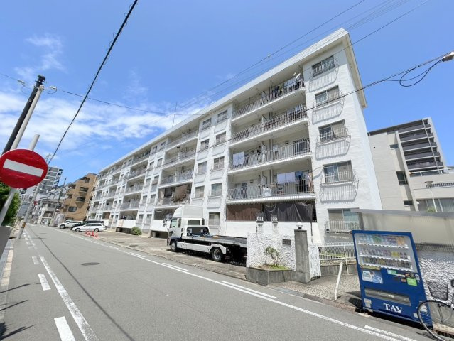 グランドコーポラス新大阪の外観