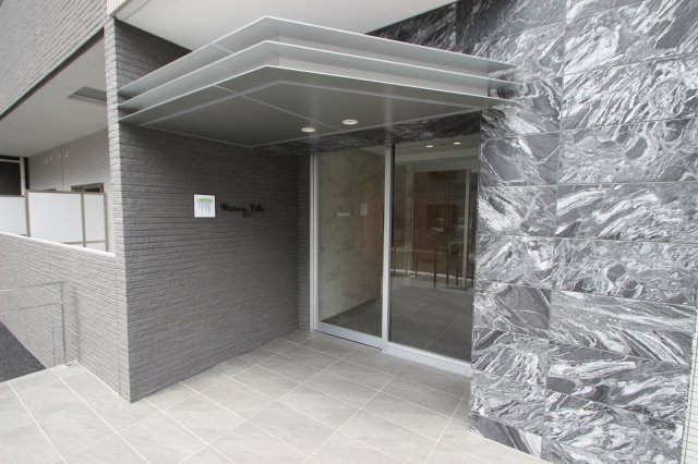 ウィステリアヴィラのエントランス