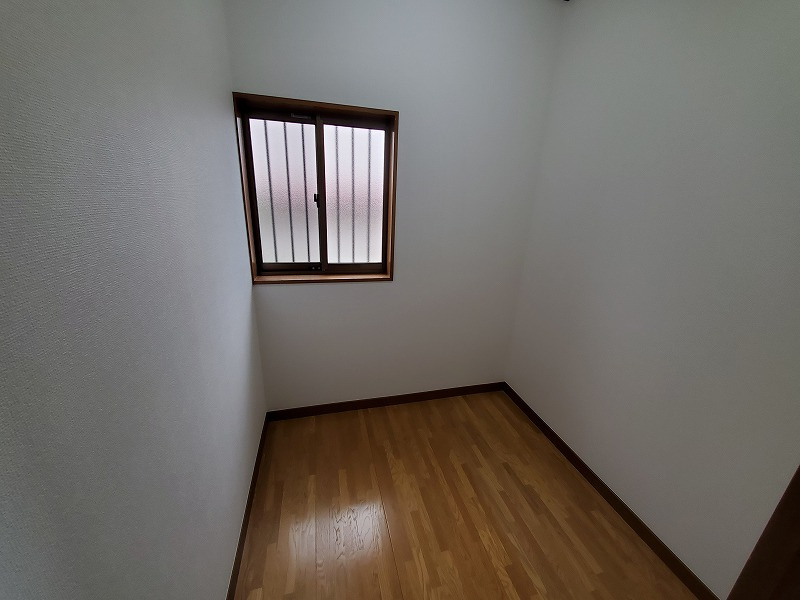 郡山市富久山町久保田字大原の収納|収納に便利な納戸です