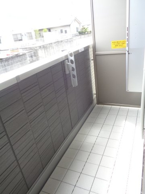 【バルコニー】 | メゾン・ド・キャトルⅦ | 東向き