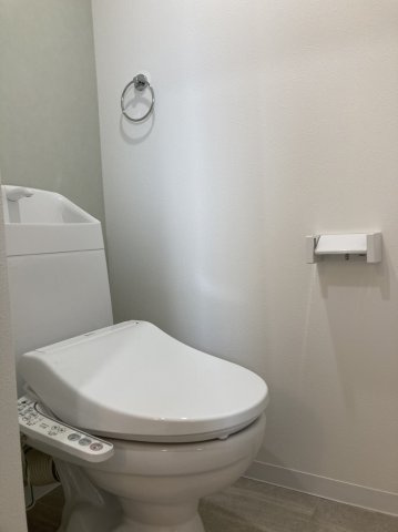 第16上野ビルのトイレ|コンパクトで使いやすいトイレです