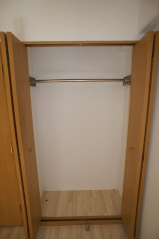 辻ハイツの収納|小物を収納するのに便利です