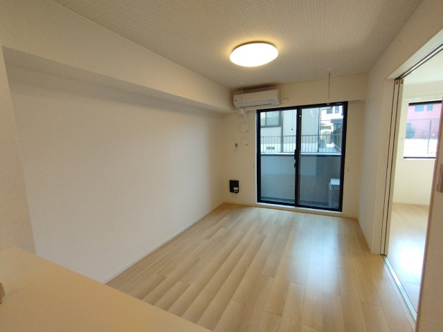 エスポアール吉祥の居間・リビング