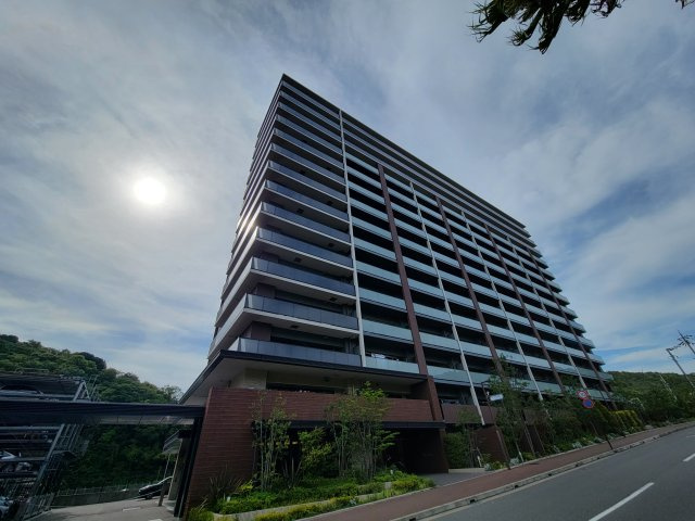 シャリエ和歌山大学前ヴェリテの外観