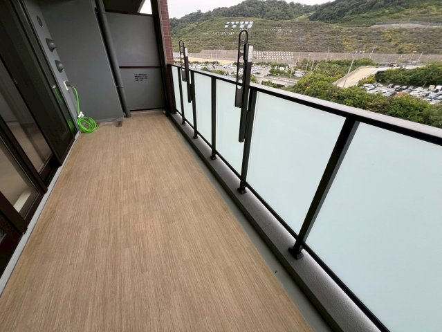 シャリエ和歌山大学前ヴェリテのバルコニー