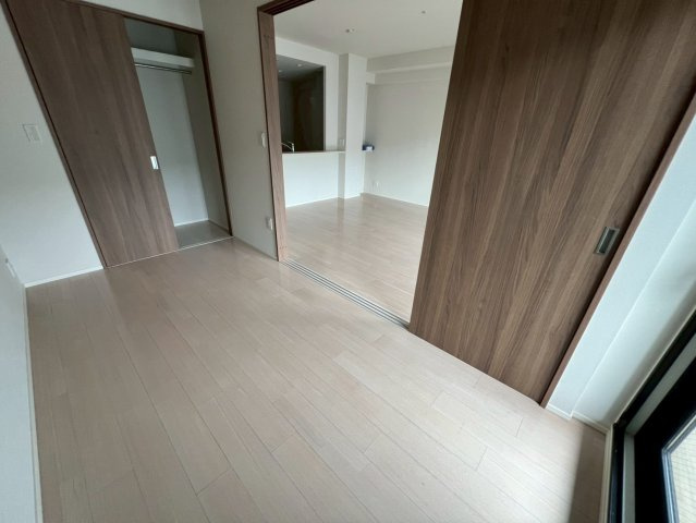 シャリエ和歌山大学前ヴェリテの洋室