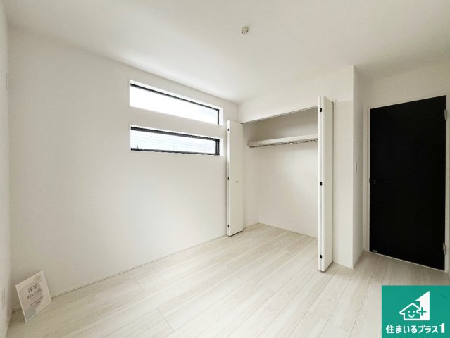 神戸市西区桜が丘西町　新築一戸建ての洋室|シンプルな洋室は、自分好みのインテリアが楽しめます♪ご家族とインテリアや家具を選びに行くのは新築購入時の醍醐味の一つです。ぜひお楽しみください♪