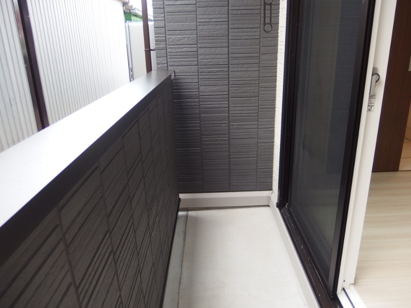 Ｌｉｖｉｎｇ岡崎駅前の庭