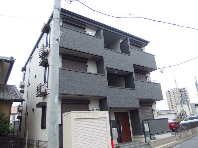 Ｌｉｖｉｎｇ岡崎駅前の外観