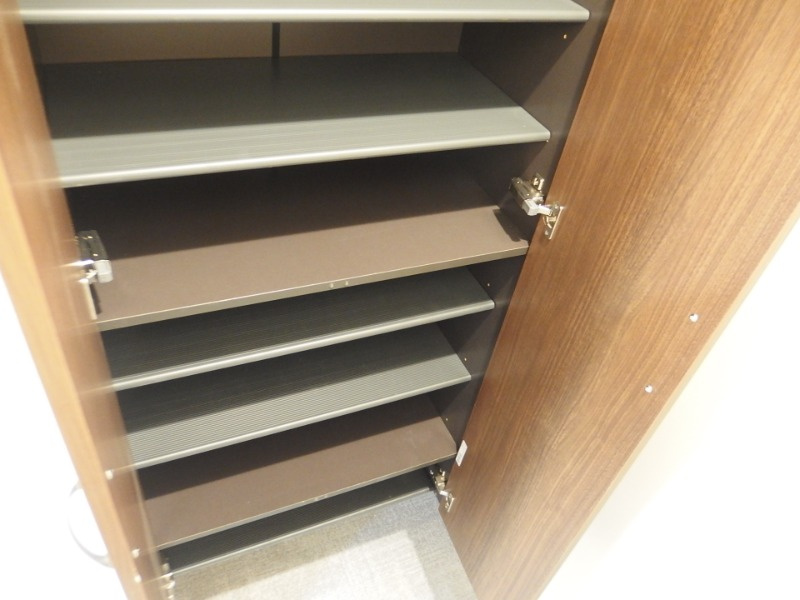 Ｌｉｖｉｎｇ岡崎駅前の収納