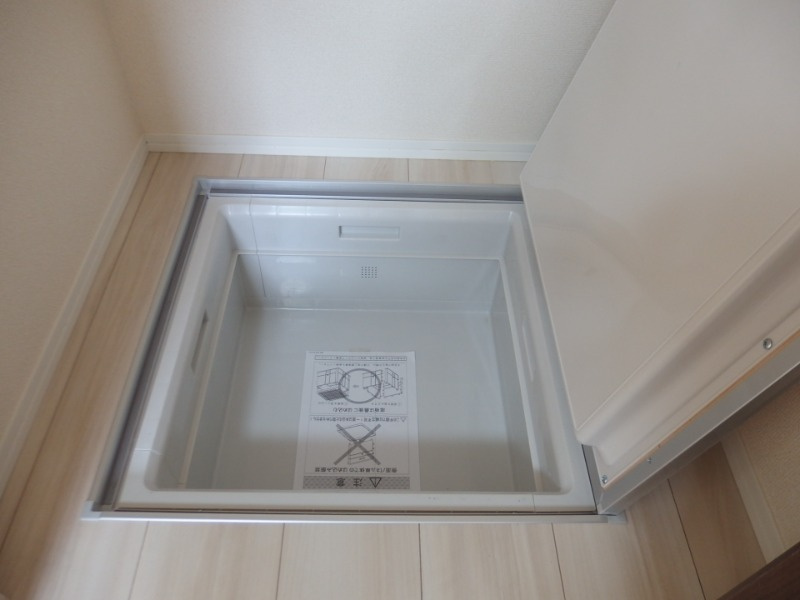 Ｌｉｖｉｎｇ岡崎駅前の収納