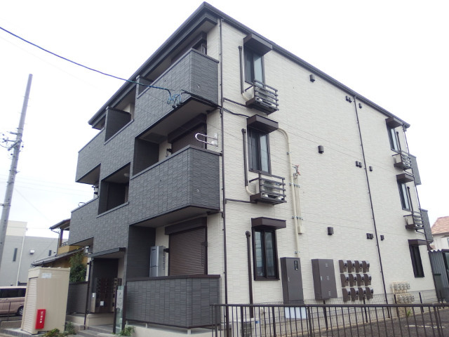 Ｌｉｖｉｎｇ岡崎駅前の外観