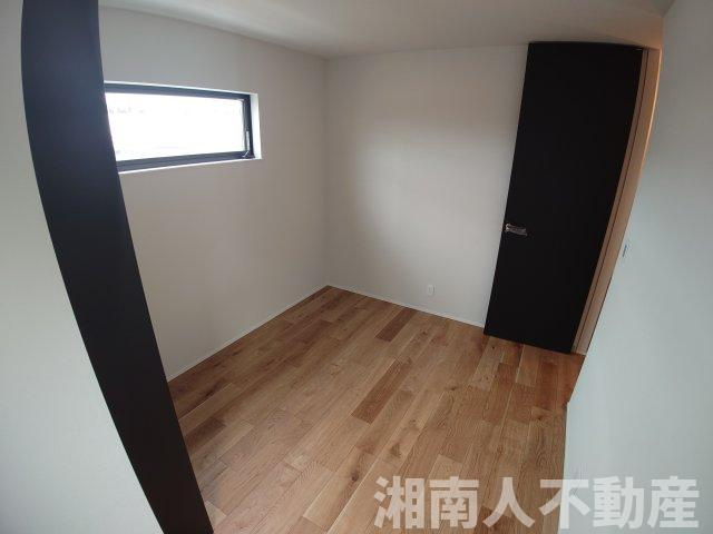 茅ヶ崎市みずき2丁目　新築戸建の洋室|スタンダードな洋室です