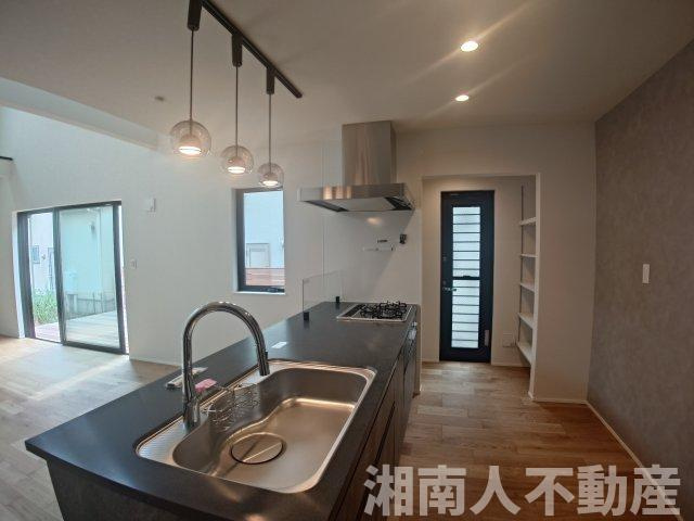 茅ヶ崎市みずき2丁目　新築戸建のキッチン|きれいなキッチンです