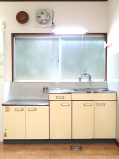 【キッチン】 | 南元町貸家　2号室