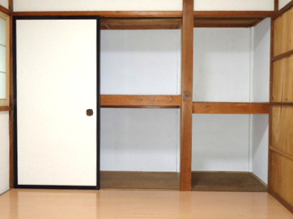 【収納】 | 南元町貸家　2号室 | 1階洋室