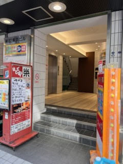 第82東京ビルのエントランス