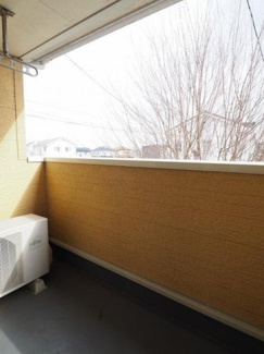 【バルコニー】 | クリザンテーム　Ⅰ | 暖かな日差しのふりそそぐバルコニー